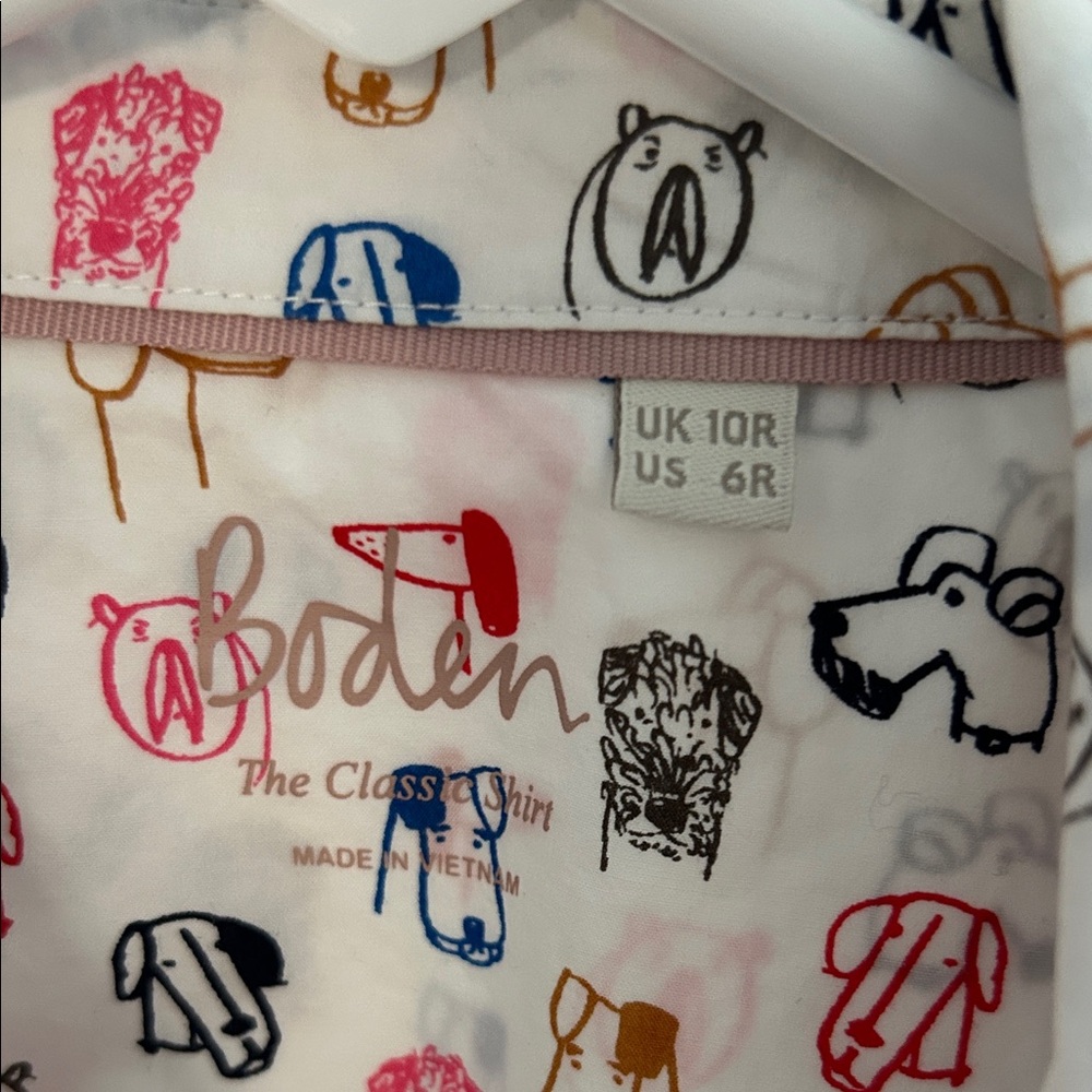 Boden size 6 White Button-Up Blouse with Red & Blue Novelty Print - Picture 2 of 8